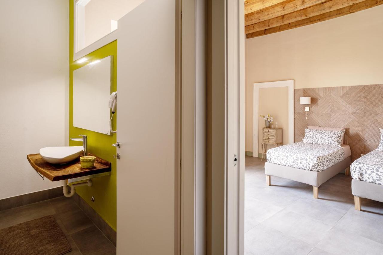 B&B Dimora De Roteris Dalmine Exterior photo